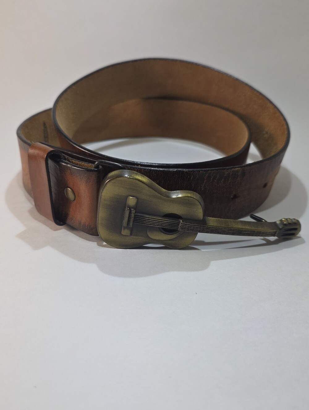 Vintage‎ Old Navy Brown Leather Belt W/ Guitar Belt Buckle Western
